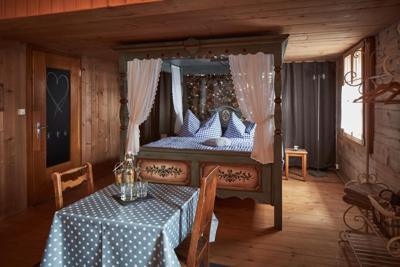 Curaglia Nostalgie Bed & Breakfast Chraemerhus מראה חיצוני תמונה